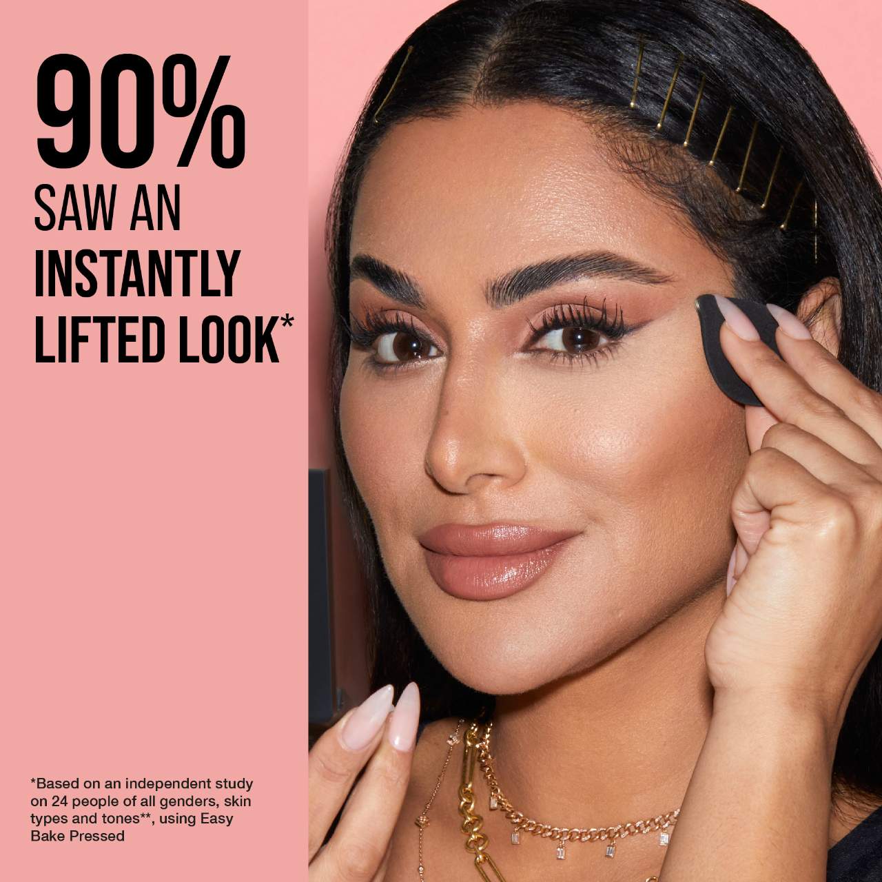 HUDA BEAUTY  Easy Bake and Snatch PRESSED Talc-Free Brightening and Setting Powder Color: Cupcake
