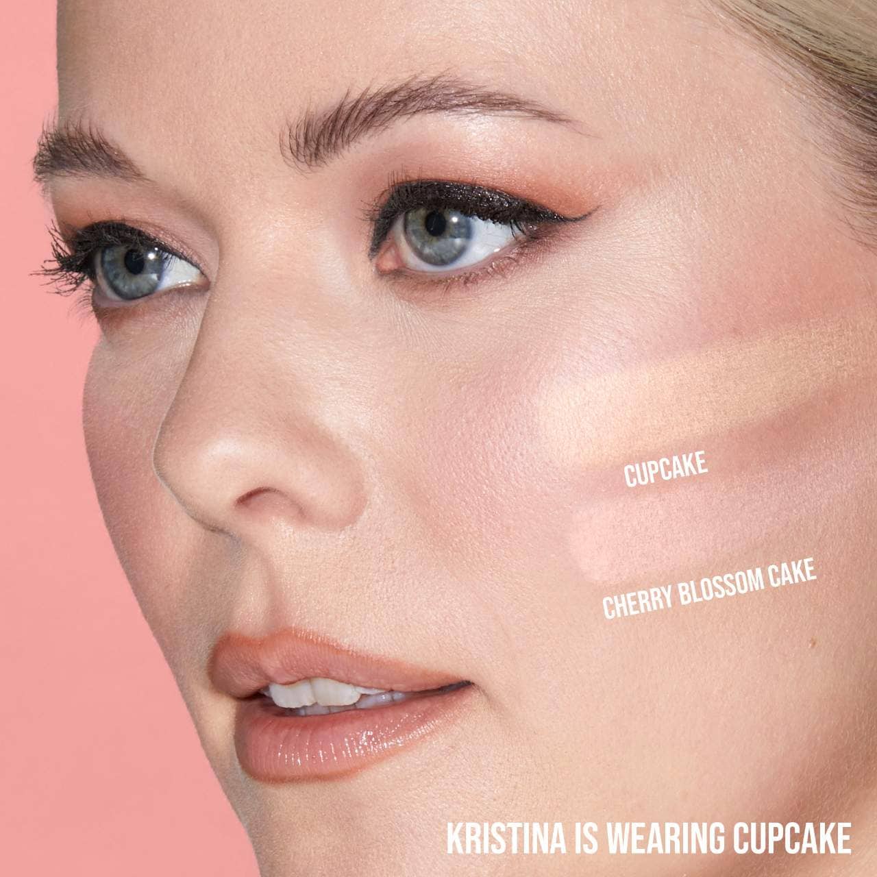 HUDA BEAUTY  Easy Bake and Snatch PRESSED Talc-Free Brightening and Setting Powder Color: Cupcake