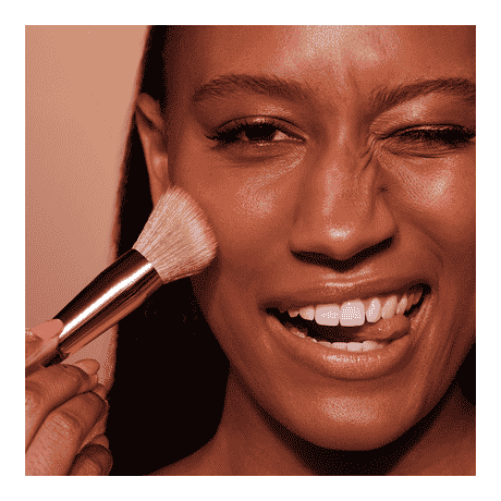 HUDA BEAUTY Face Cheek Color Complexion Brush
